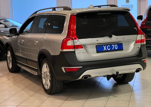 Volvo XC 70 cena 139900 przebieg: 124000, rok produkcji 2016 z Bytów małe 596